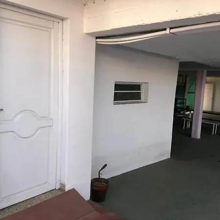 Wynwood Extreme Hostel Villa Carlos Paz Exterior photo