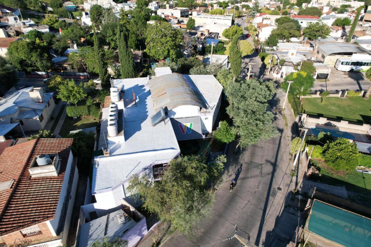 Wynwood Extreme Hostal *